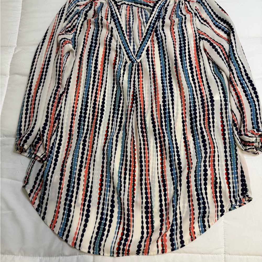 Jones New York Cream Tunic with Navy, Coral & Light Blue Dot Stripes
